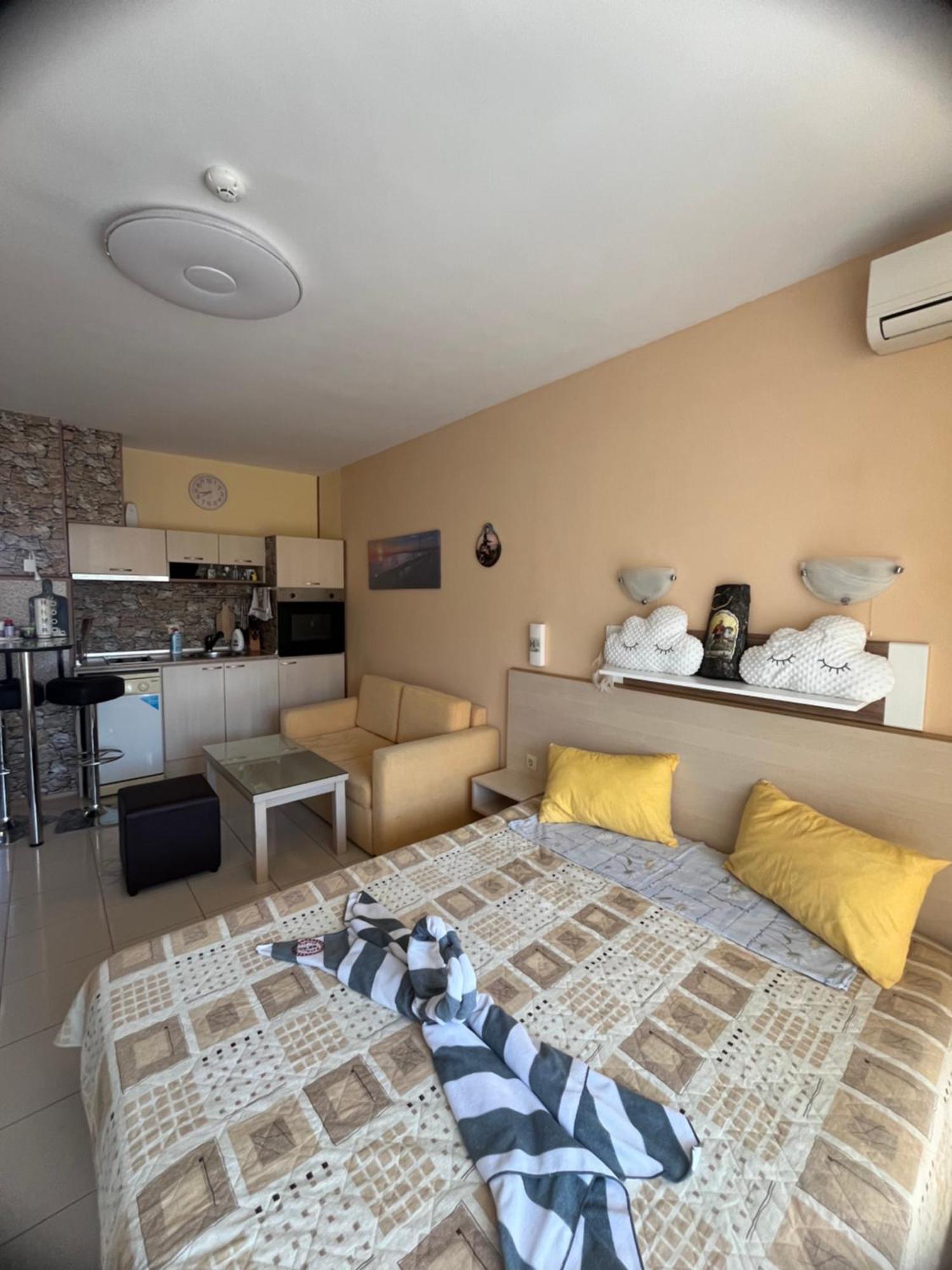Harmony Hills Petkovi Studio Apartment Rogacsevo Kültér fotó
